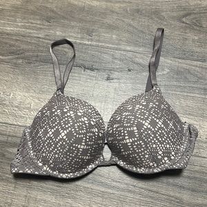 Victoria Secret Push up Bra 36C